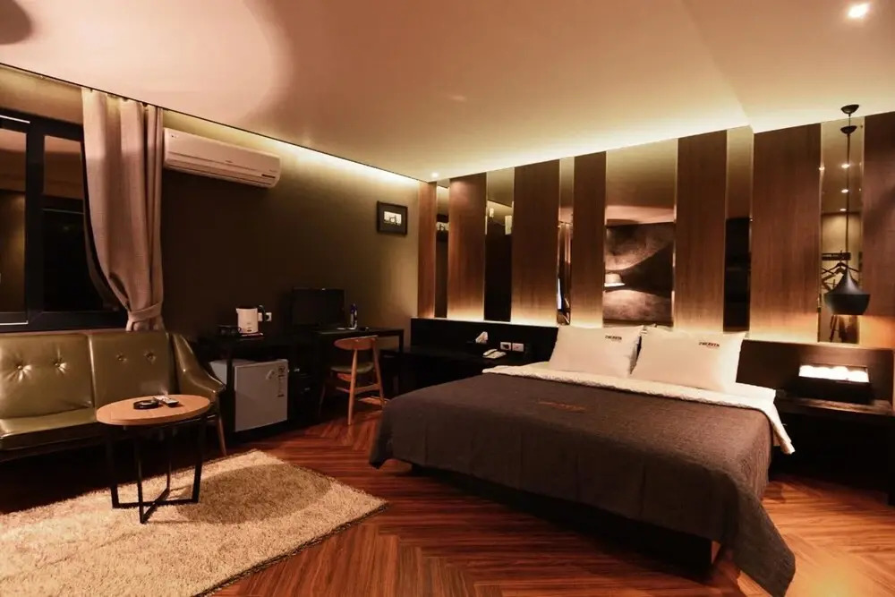 Busan Deokcheon 2heaven Hotel