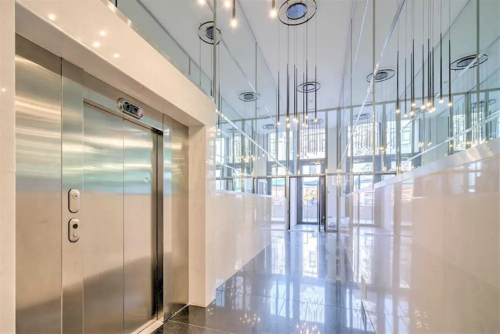 9-persons Apartment in Centre of Antwerp