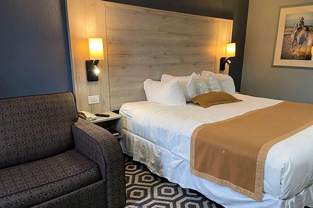 Ramada by Wyndham Medicine Hat