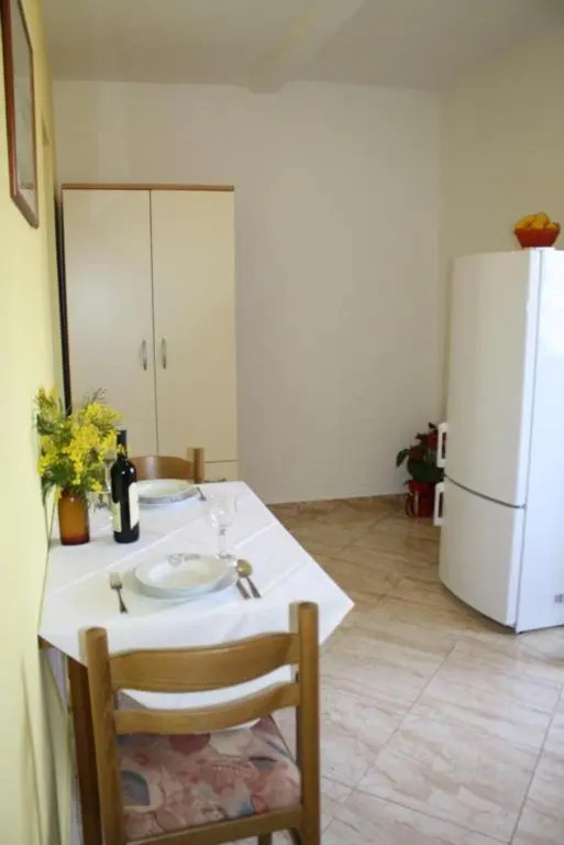 Apartments Miše