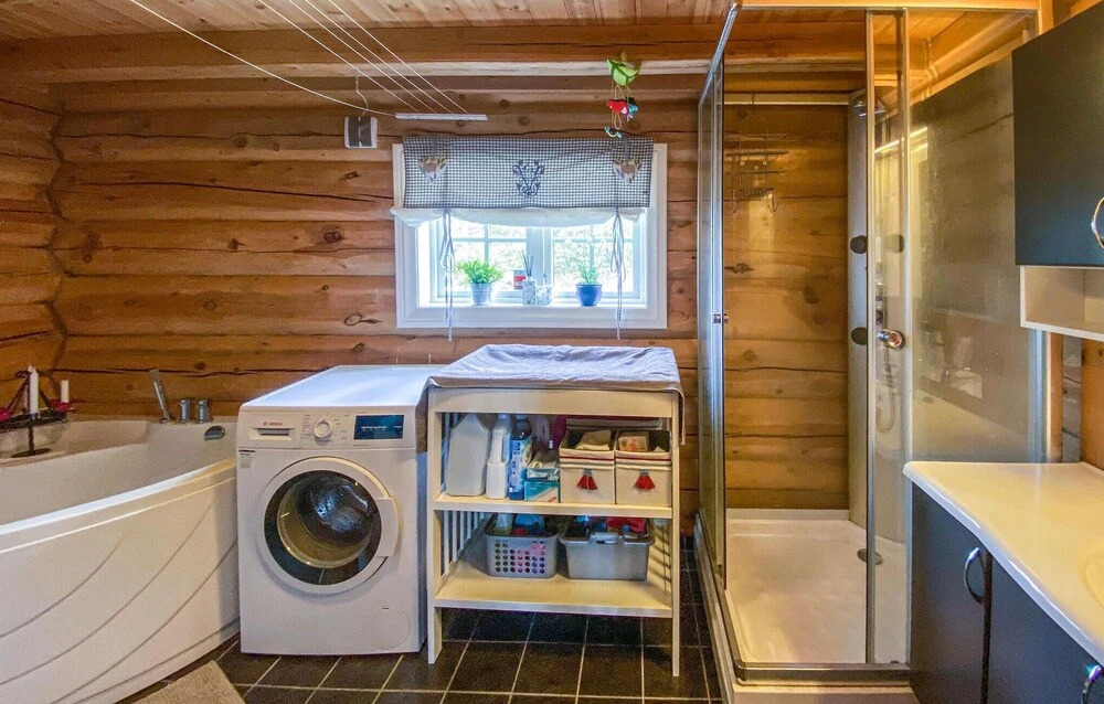 Nice Home In Vinstra With Kitchen