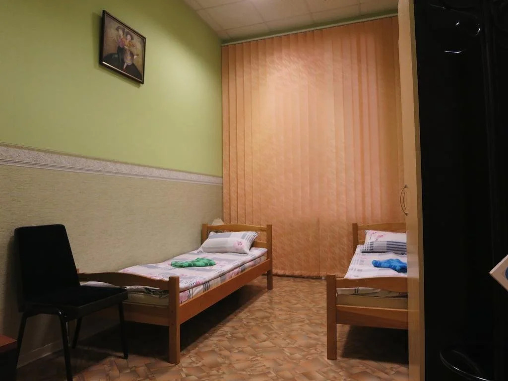 Хостел Delil