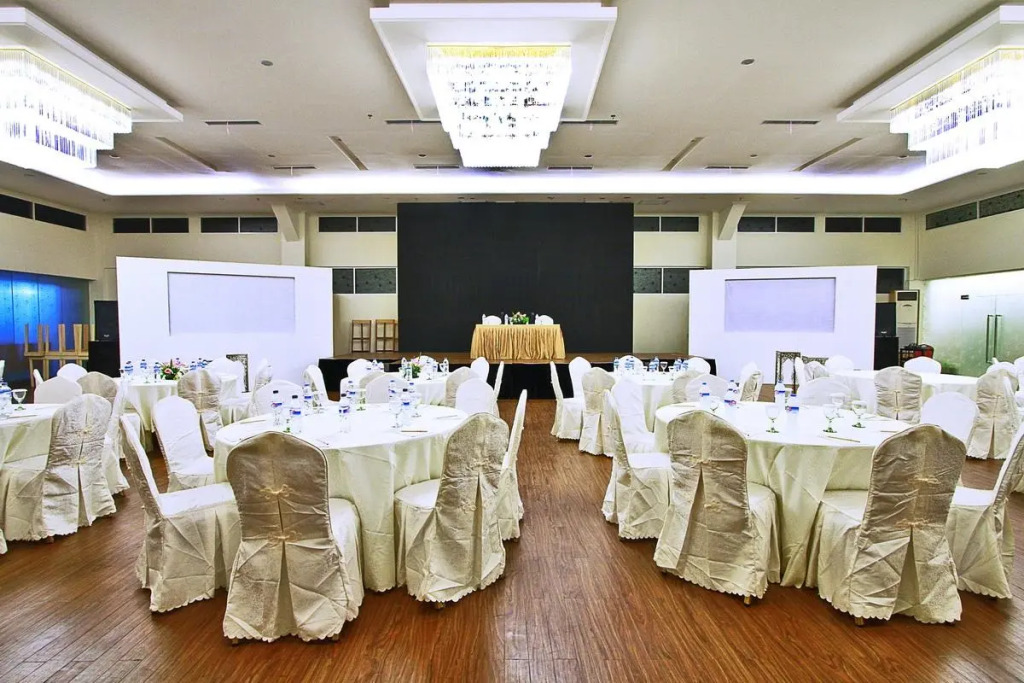Grand Puncak Lestari Hotel