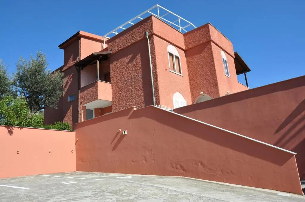 Villa Paolina Ceriale - app. 6 posti