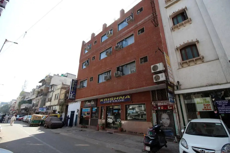 Capital O 9270 Hotel Krishna Cottage