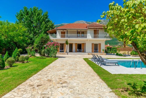 Villa Agricola with private swimming pool