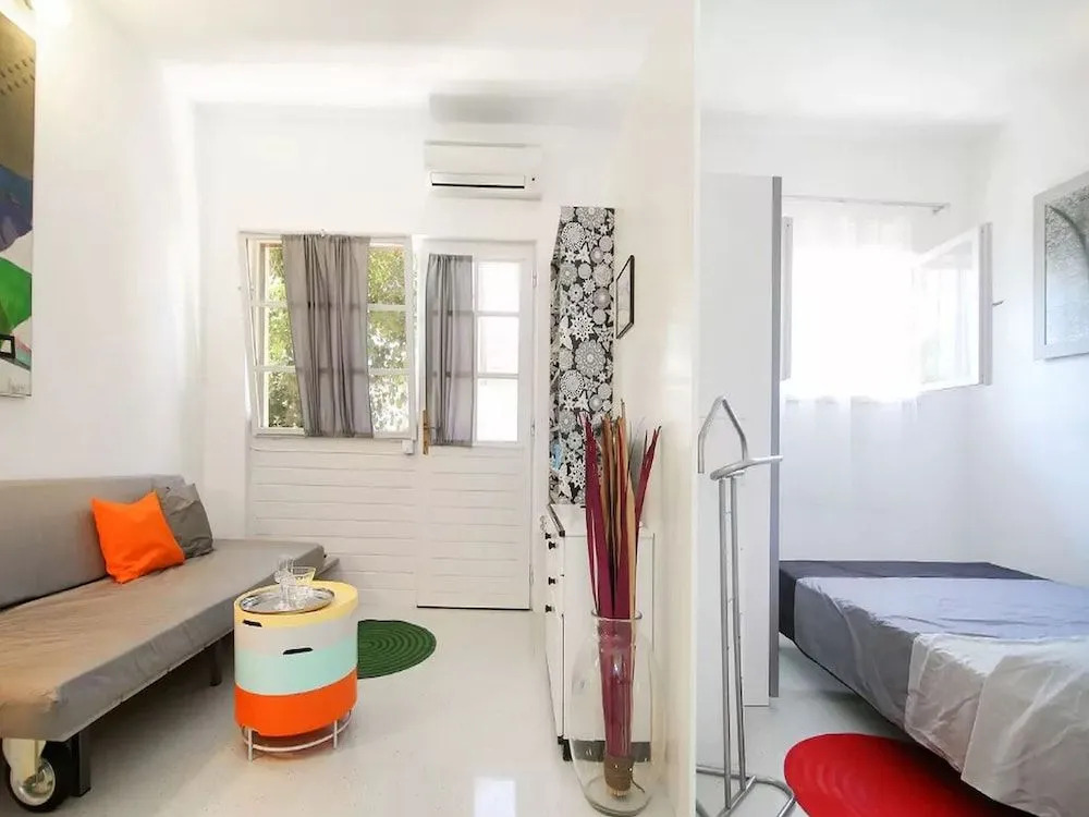 Studio Apartment Laka