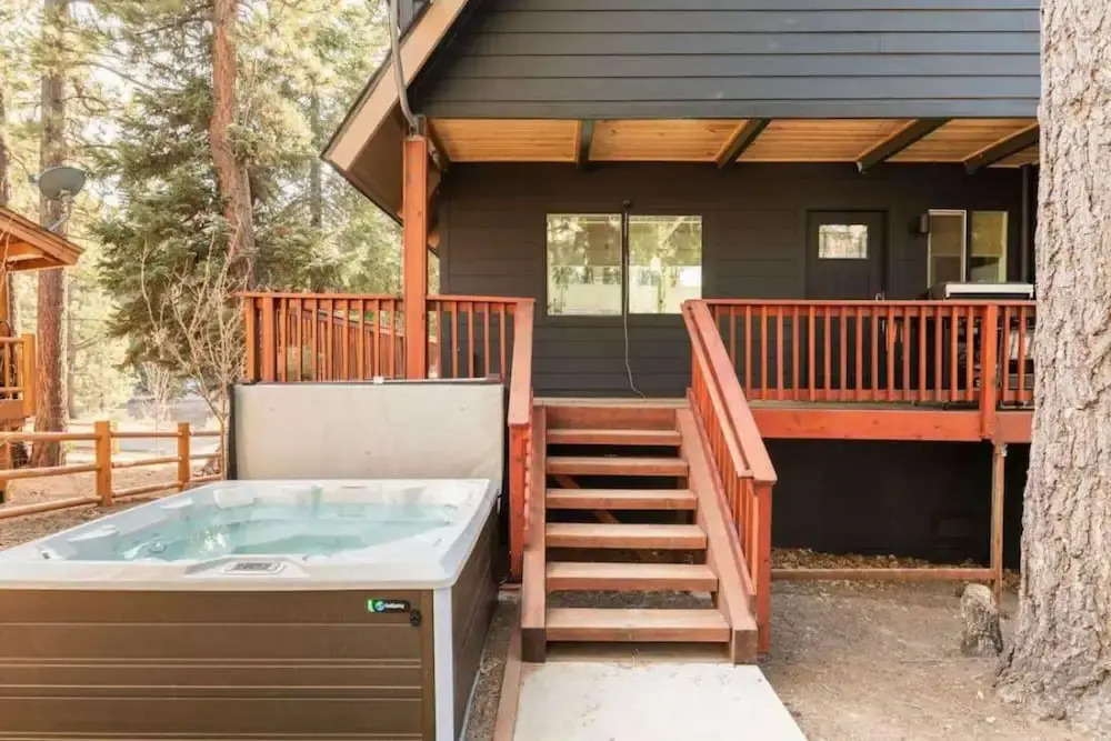Oak and Luna by Avantstay Beautiful Big Bear Home w Hot Tub Home Theatre Ping Pong