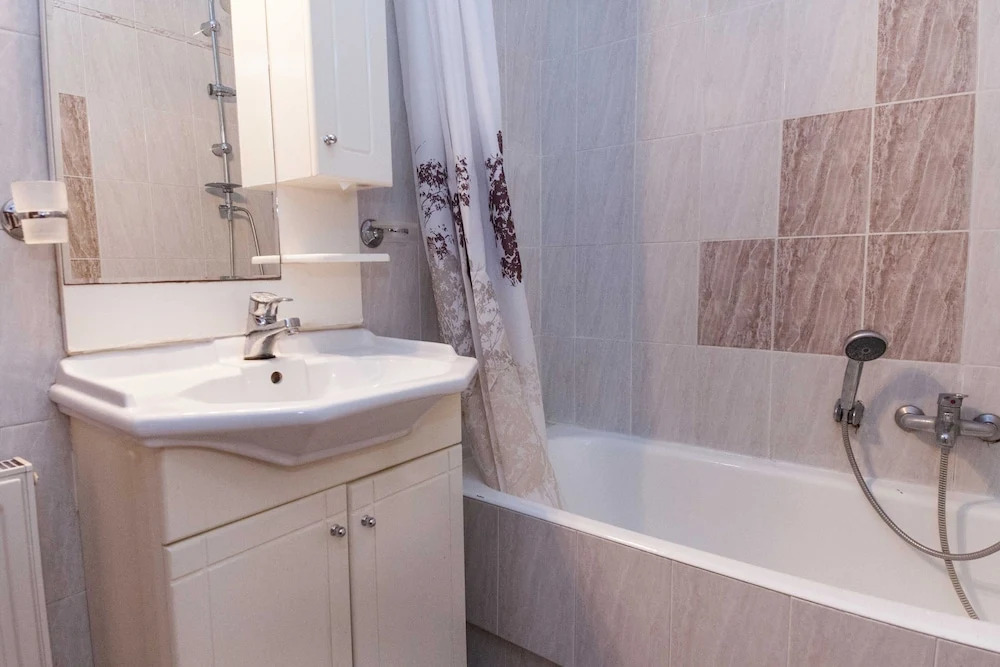 Vironas Delight 1Bd Apt w Lovely Balcony