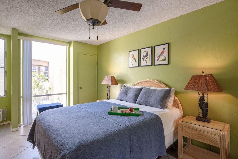 1br W/ Pools, Steps To Kamaole Beach 3 1 Bedroom Condo