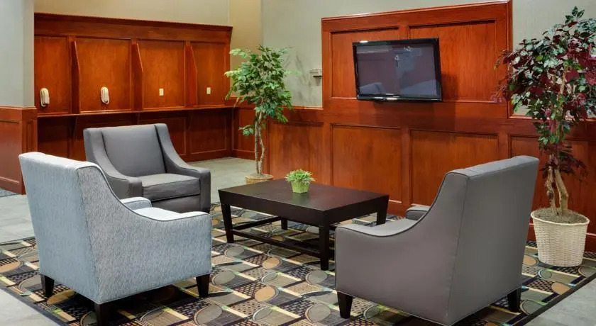 Comfort Suites
