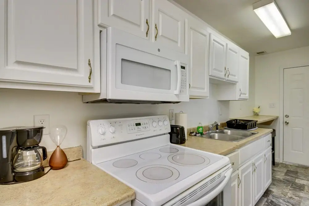 Quaint Orangeburg Townhome Near Hospitals & Campus