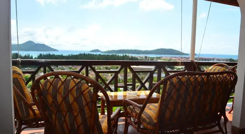 La Louise Lodge Guest House