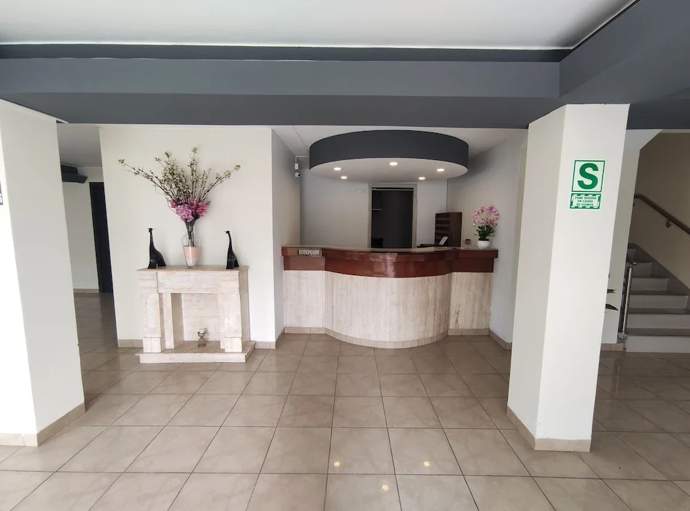 Inti Llaqta Hotel & Suites