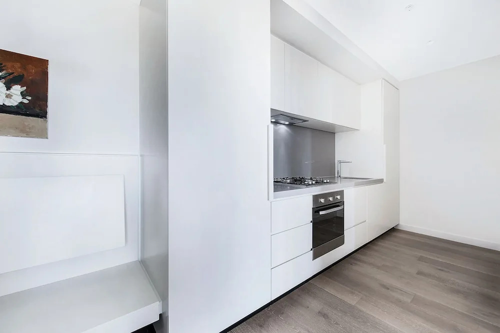 Empire Apartment Tower
