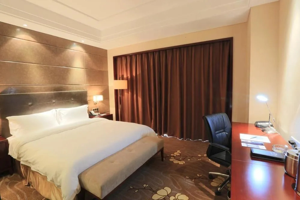 Howard Johnson Hotel