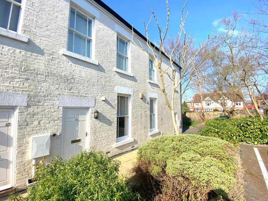 Fabulous 2 bed Ground floor apartment Belper