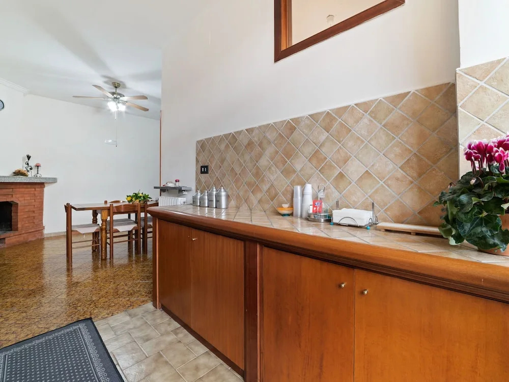Attractive Apartment in Pimonte With Balcony