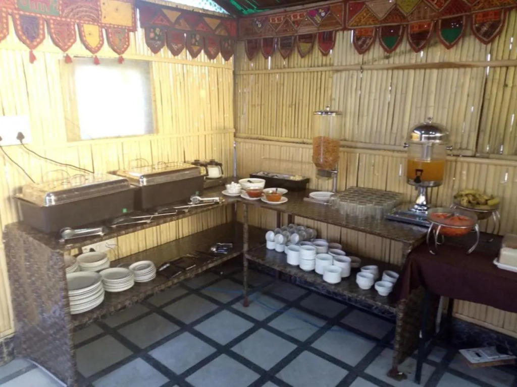Hotel Rajputana Haveli - Near Jal Mahal - Jaipur