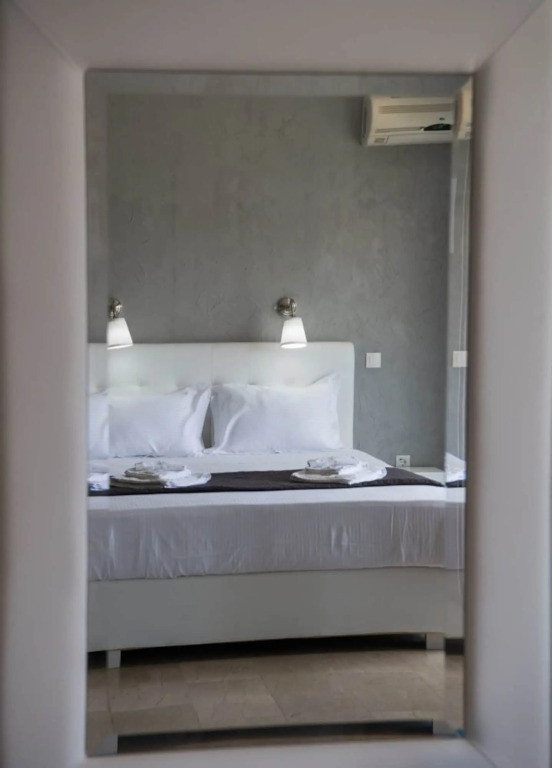 Ponti Beach Hotel