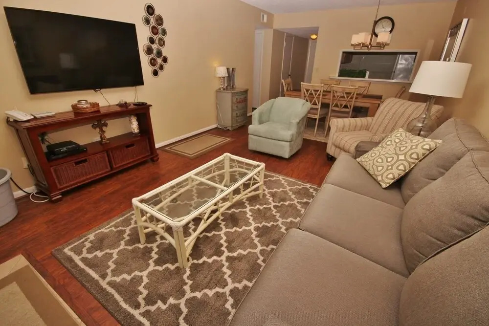 Sea Coast Gardens III 111 Apartment 2