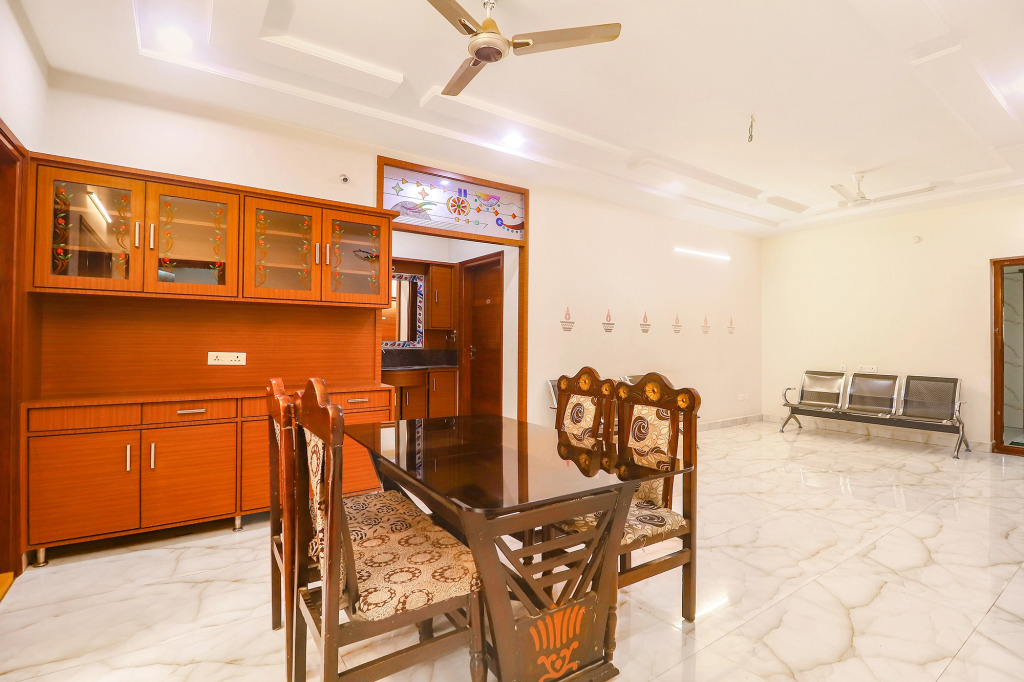 FabHotel Golden Gate - Hitech City