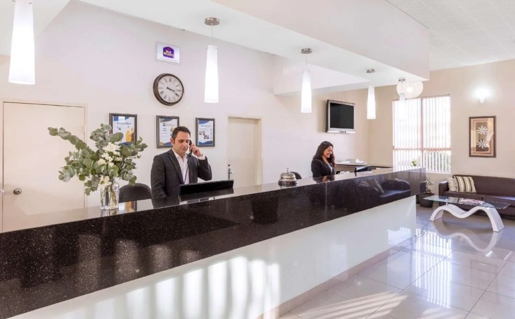 Central Motel & Apartments, Best Western Signature Collection