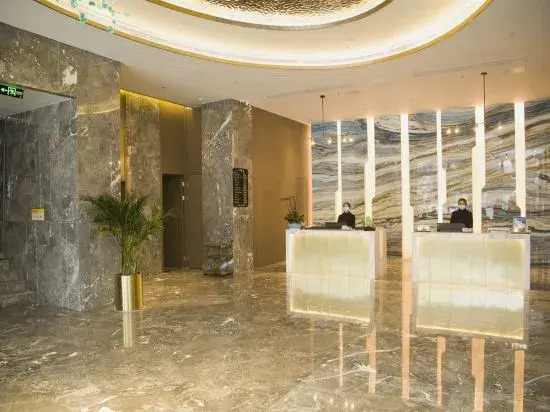 Longchang Jingu Hotel