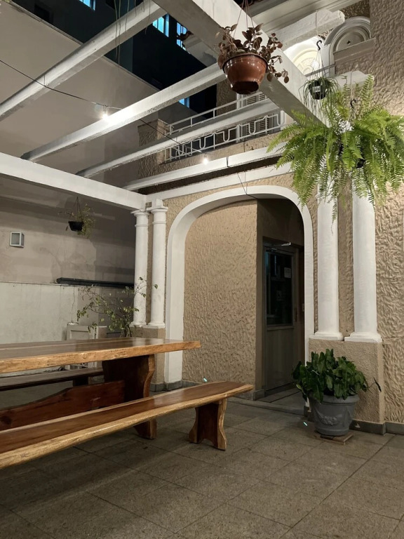 Nuhh Hostel & Café