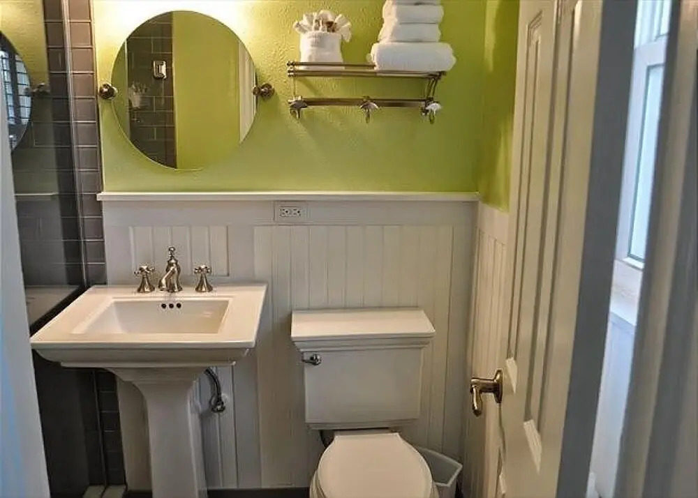Coconut Grove Beach Resort Suites 1 to 4