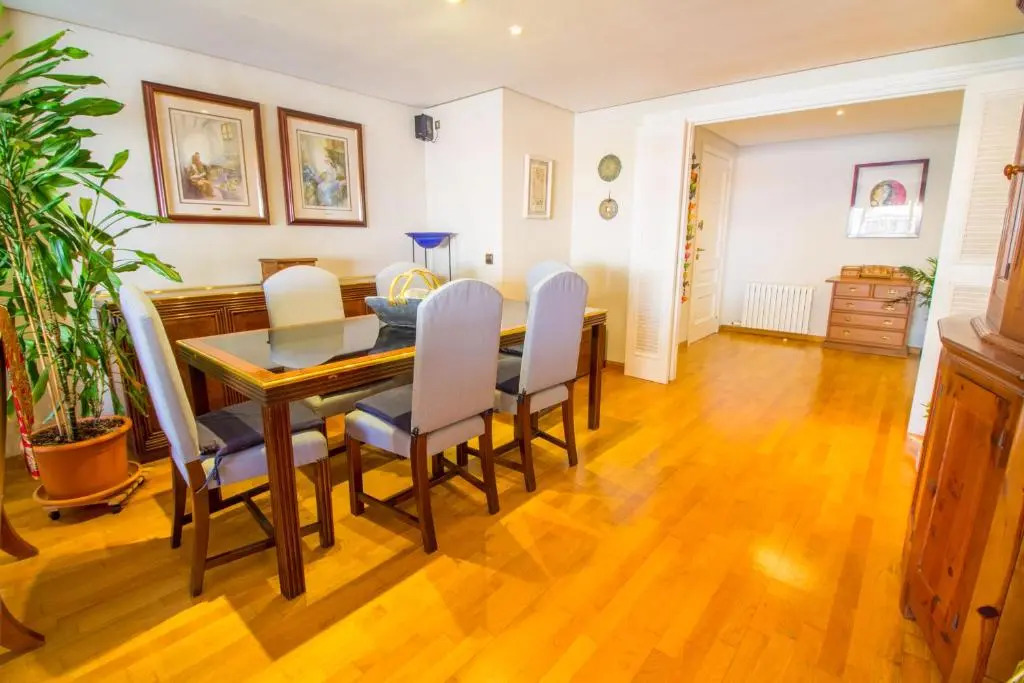 High Quality apartment 40 meters from beach