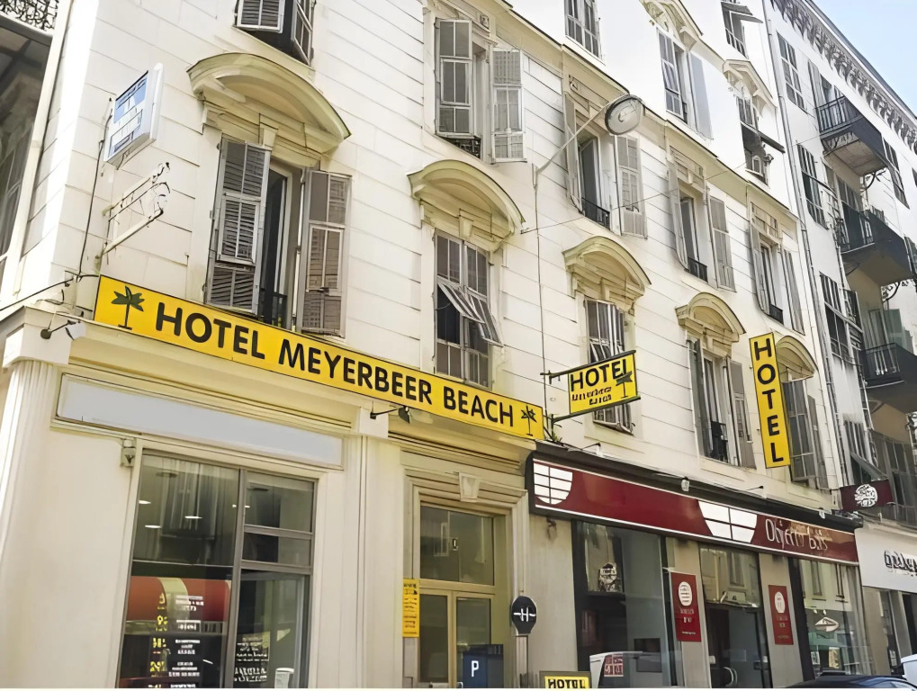 HOSTEL MEYERBEER - Rooms and Apartments
