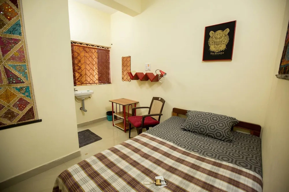 INDRA\S NEST - Studio Apartments