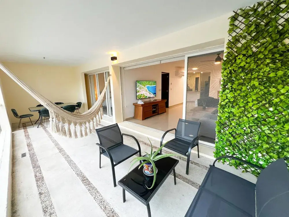 Relajate hermoso jardín y 2 piscinas