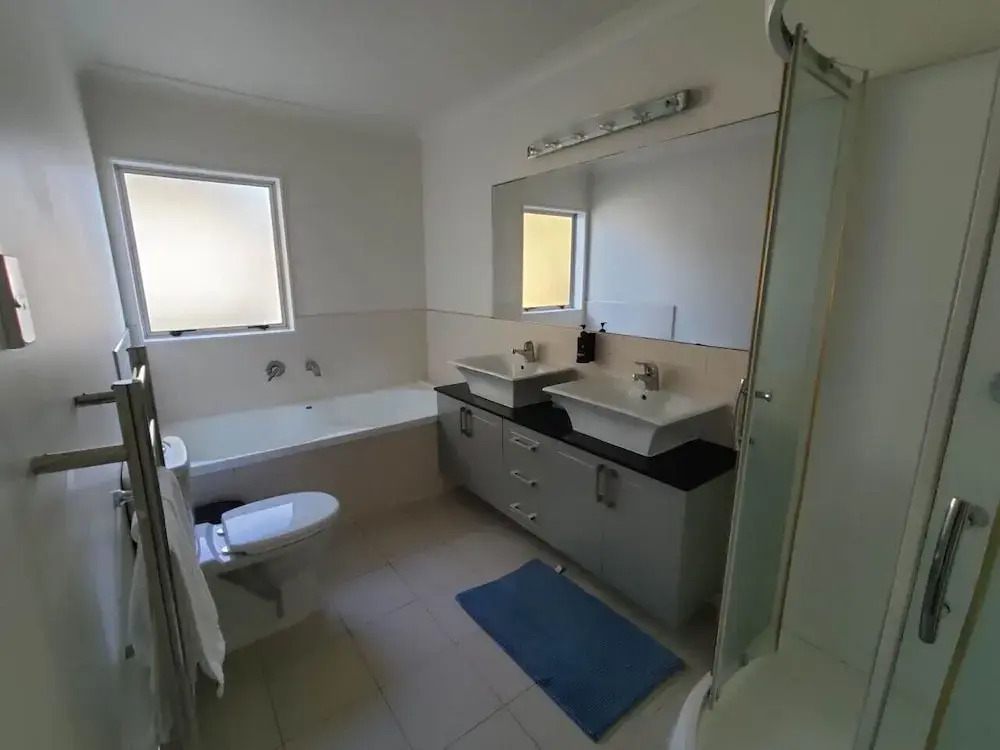 5 Bedroom House at 82A Richardson Road