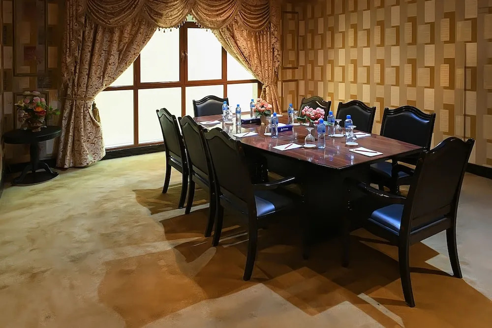 Samada Hoora Hotel And Suites