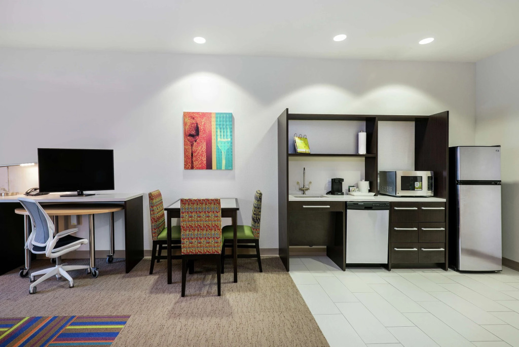 Home2 Suites By Hilton Austin Airport