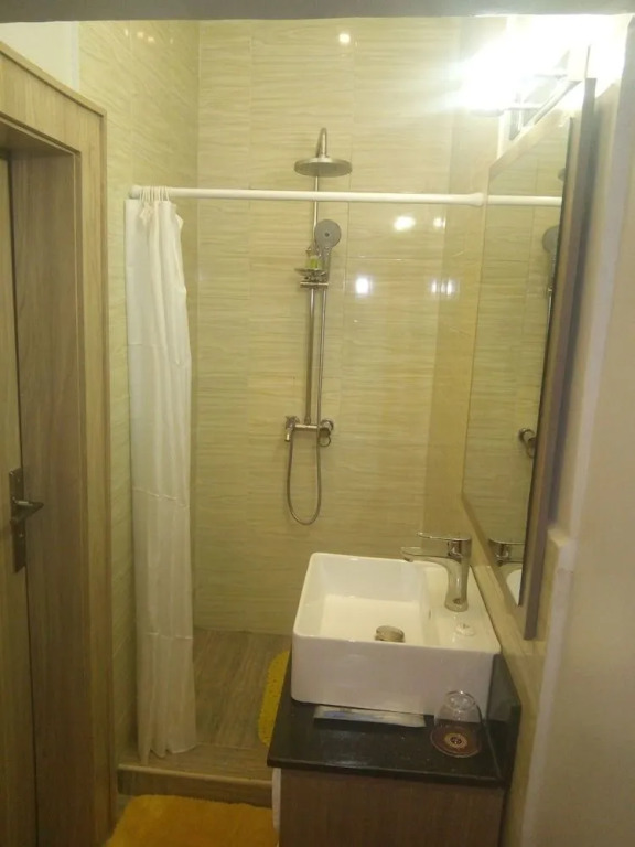 Moz 1 Executive Guest House