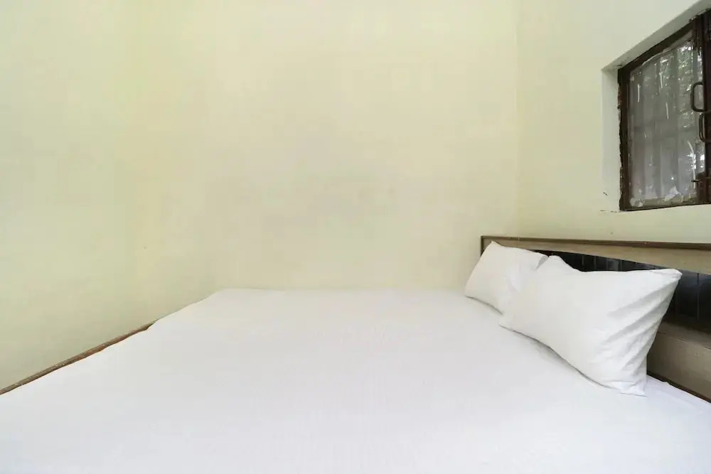 Shri Krishankripa Guest House by OYO Rooms