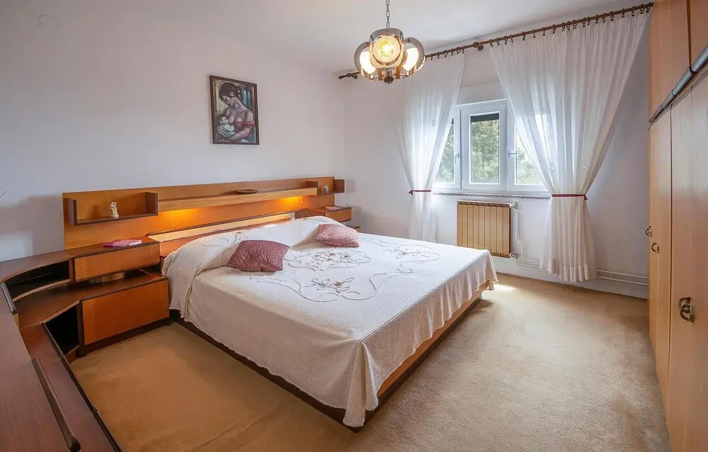 Amazing Apartment in Koromacno With 2 Bedrooms and Wifi