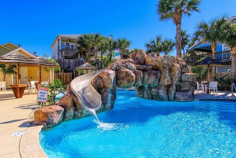 Turquoise Trea'shore - 3 Br Townhouse