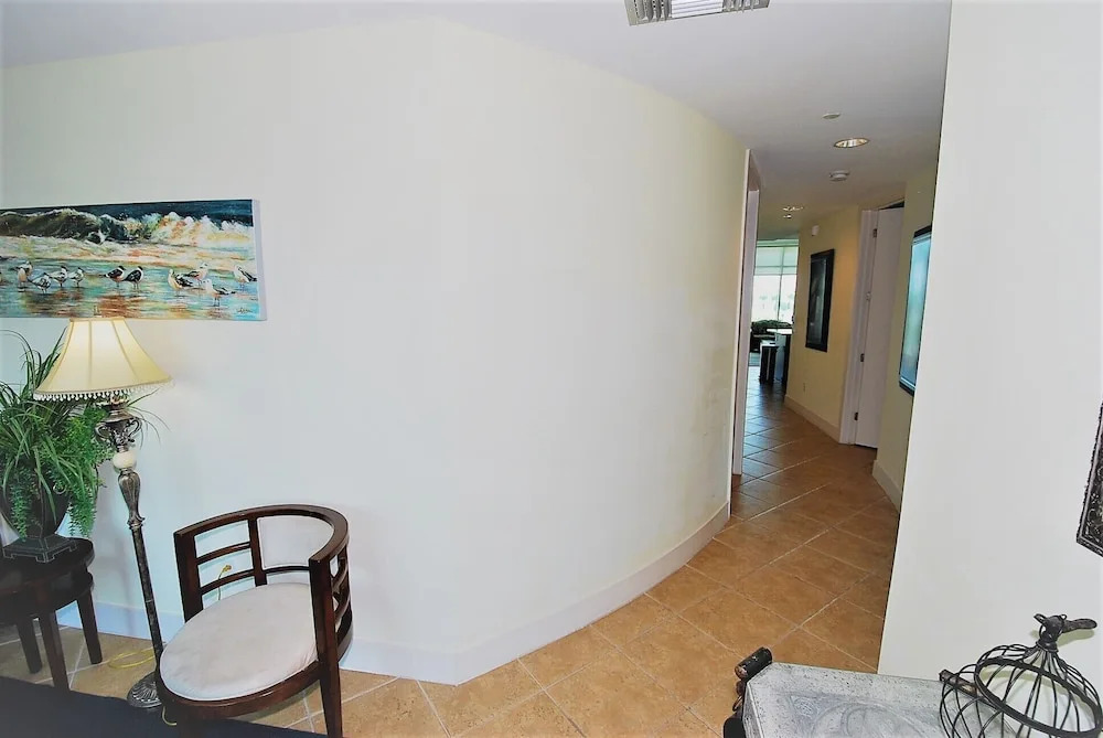Sapphire Condo & Spa Unit #304 3 Bedrooms 2.5 Bathrooms Condo