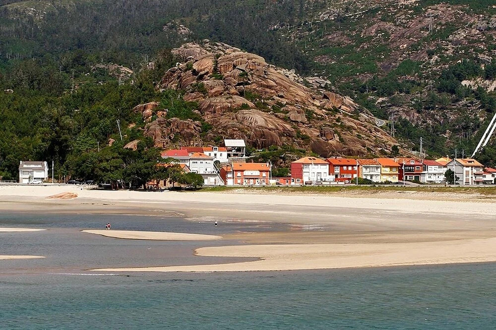 House - 3 Bedrooms with Sea views - 101983