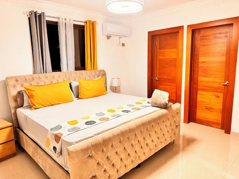 Santiago Amazing 4bedrooms Apt for Group, Spectacular Wifi, Close to all fun