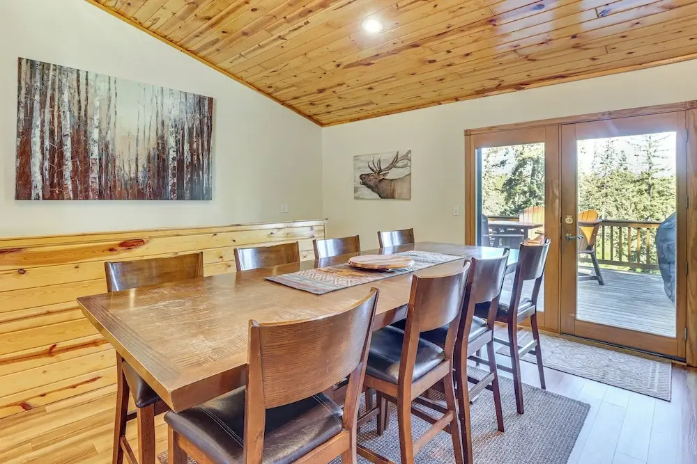 Lead Home in the Mountains w/ Hot Tub + Views!