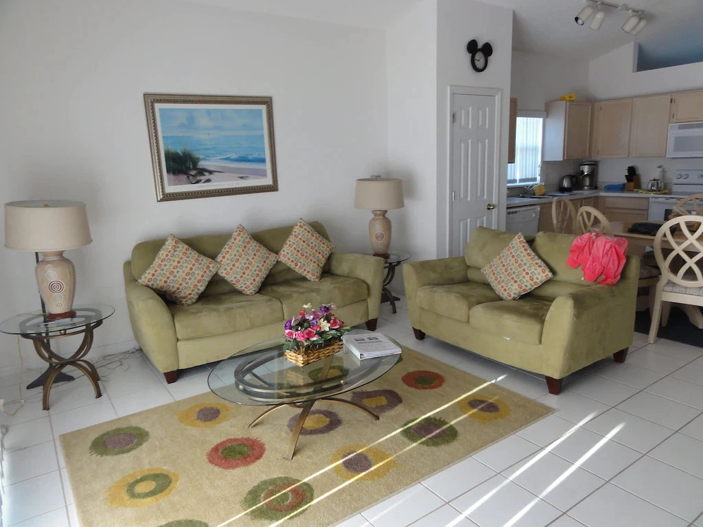 Family friendly Lakeside Villa with pool, Clermont, US