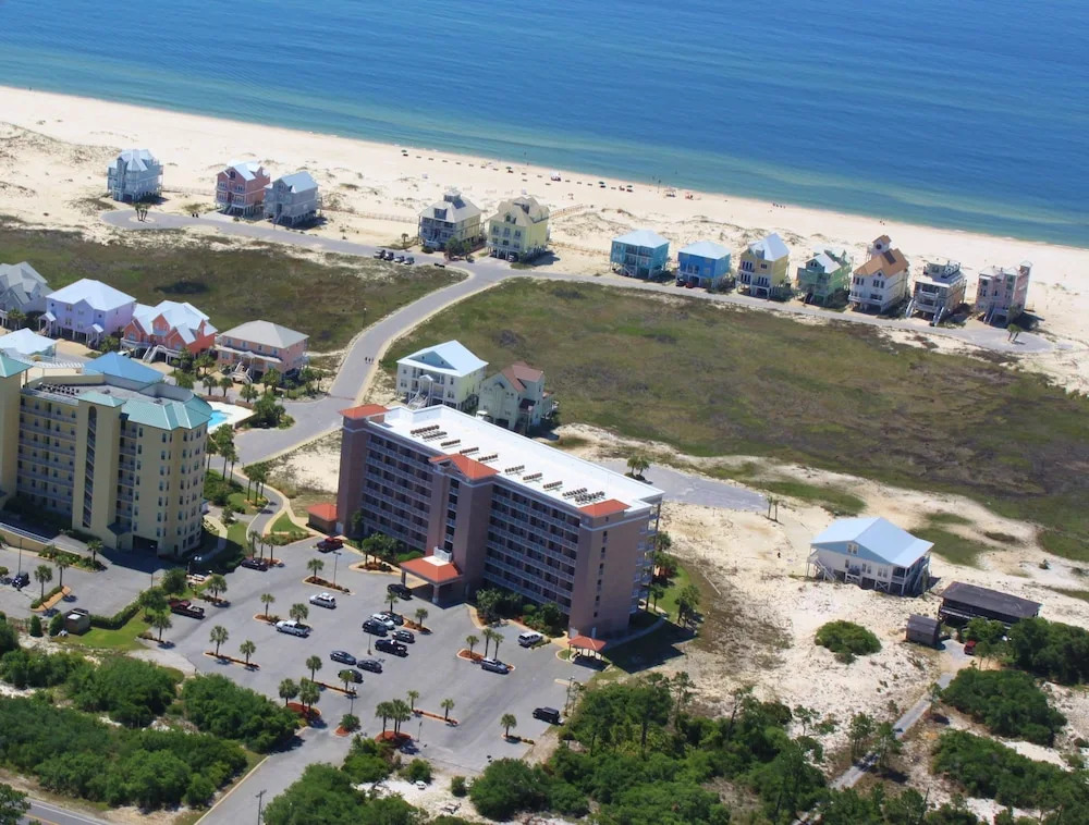 Dune 127637 - 6 Br Home