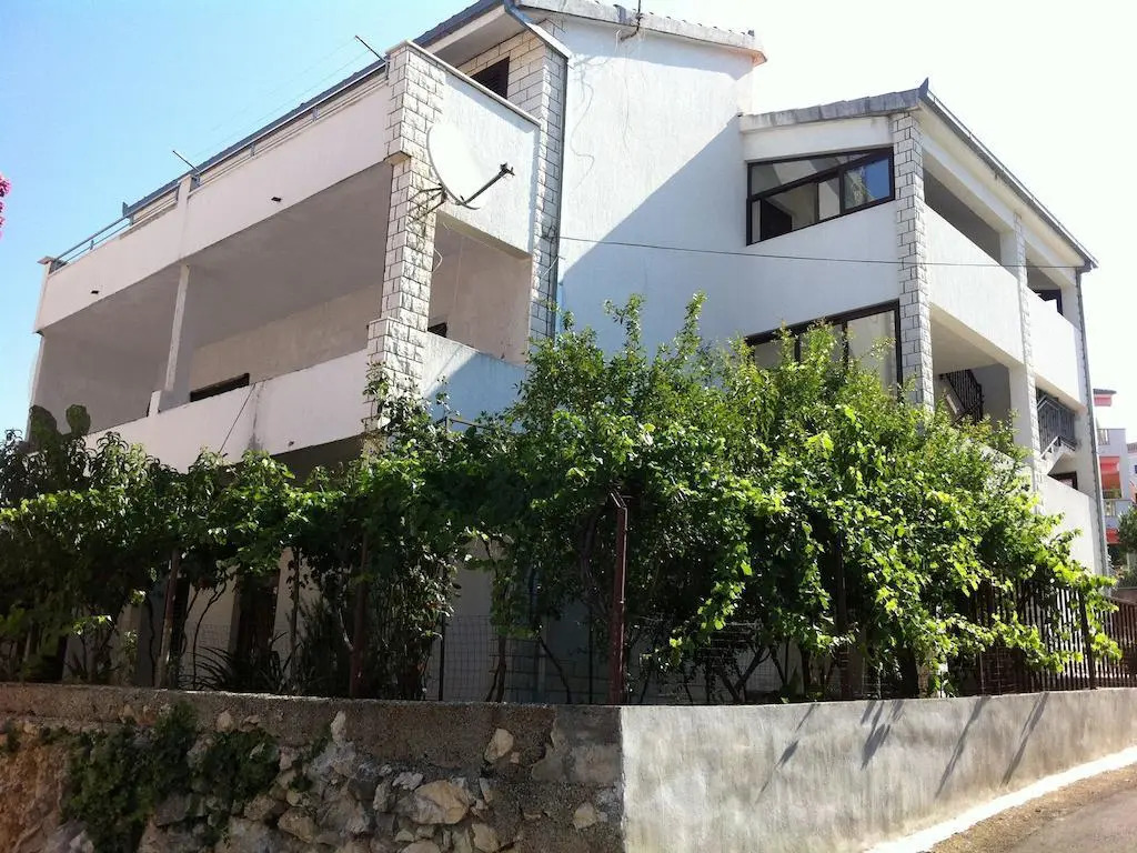 Apartment Ive