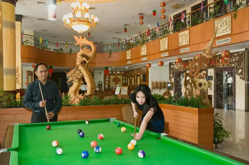 Golden View Hotel