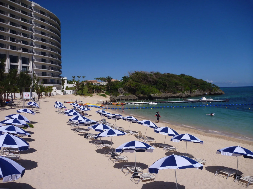 Hotel Monterey Okinawa Spa & Resort